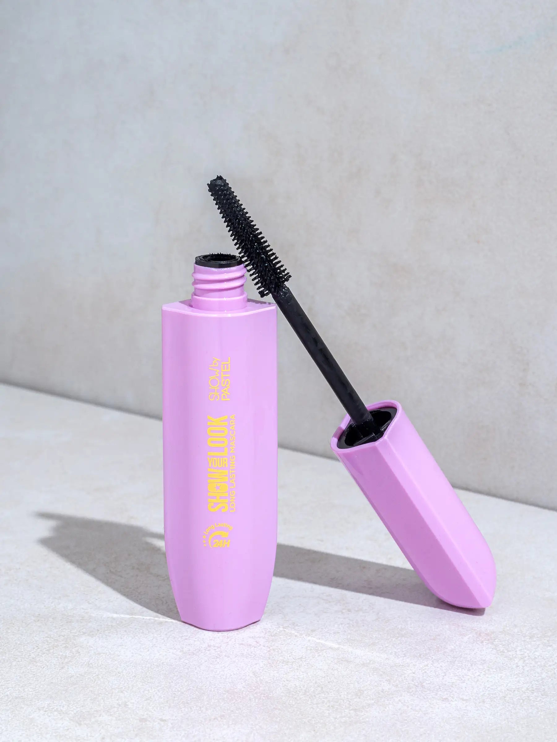 SHOW YOUR LOOK 24H VOLUME MASCARA